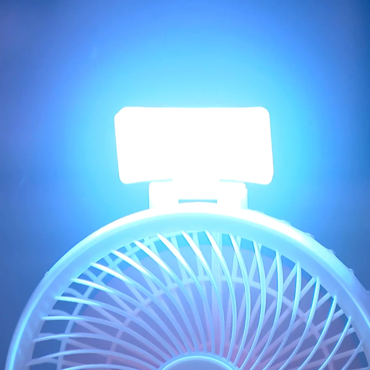 RECHARGEABLE TABLE FAN WITH LED LIGHT - Image 4